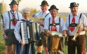 Oro Valley Concert Series: Bouncing Czechs