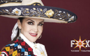 Aida Cuevas & Mariachi Aztlan